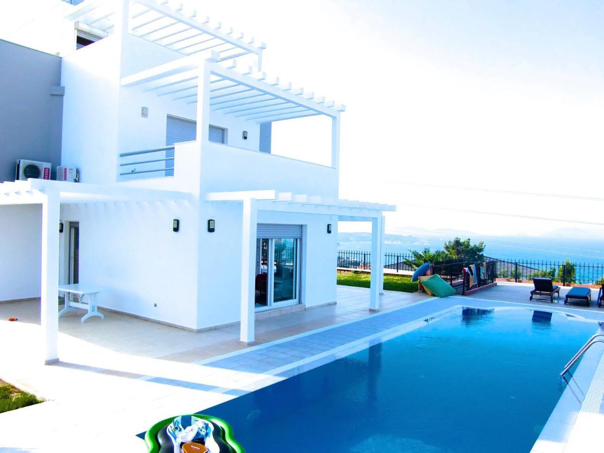 Luxury Villa With Amazing View, Çeşme Exterior foto